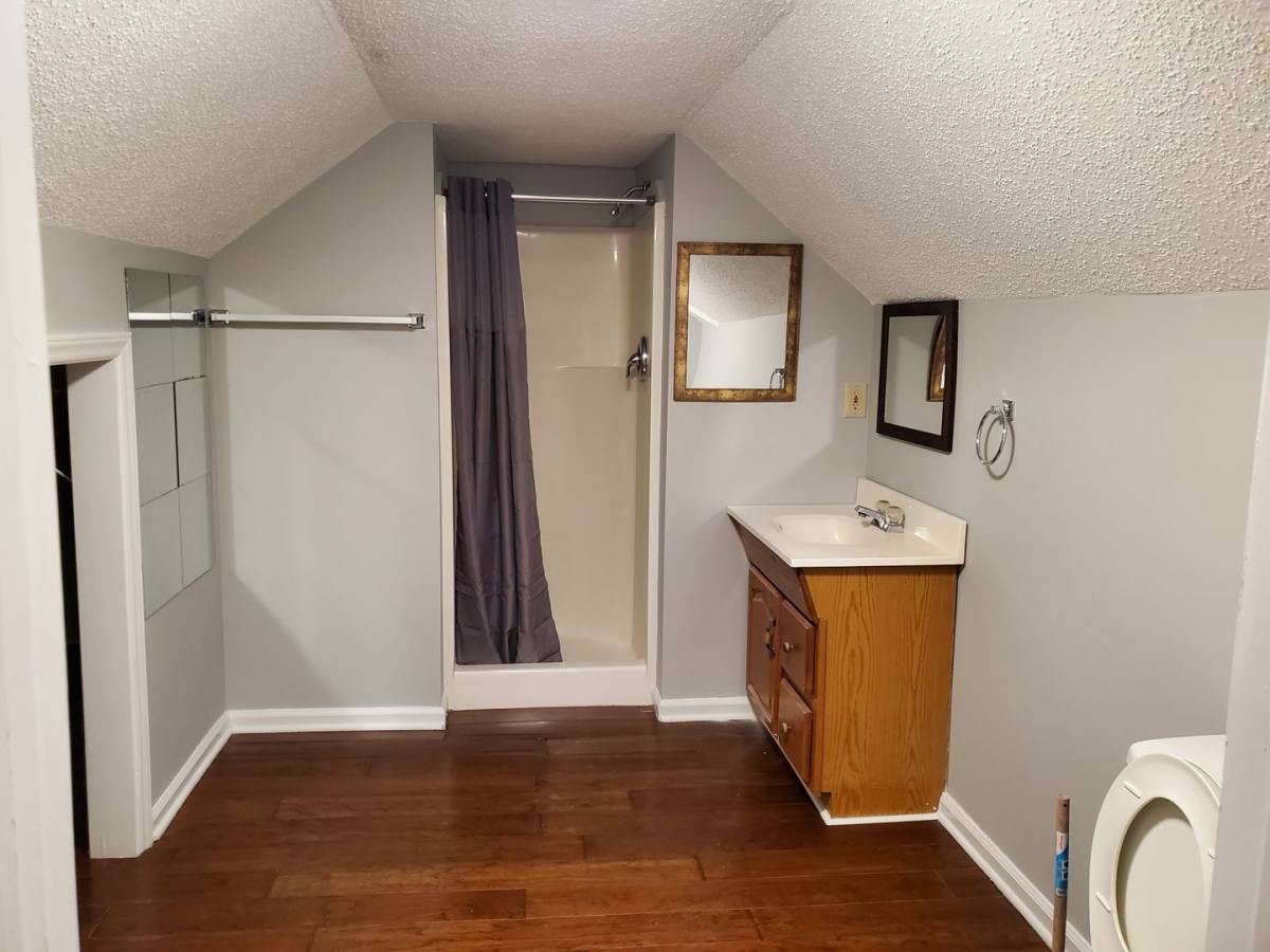 Apartment for rent at 510 Lamont St, Johnson City, TN 37604