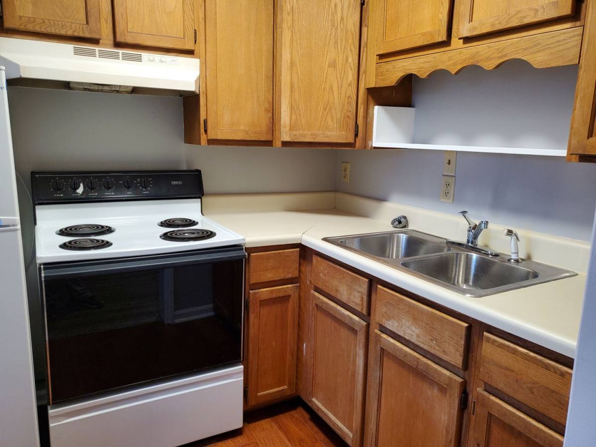 Apartment for rent at 510 Lamont St, Johnson City, TN 37604