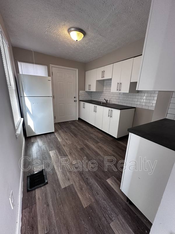 House for rent at 2359 McGuffey Rd, Columbus, OH 43211