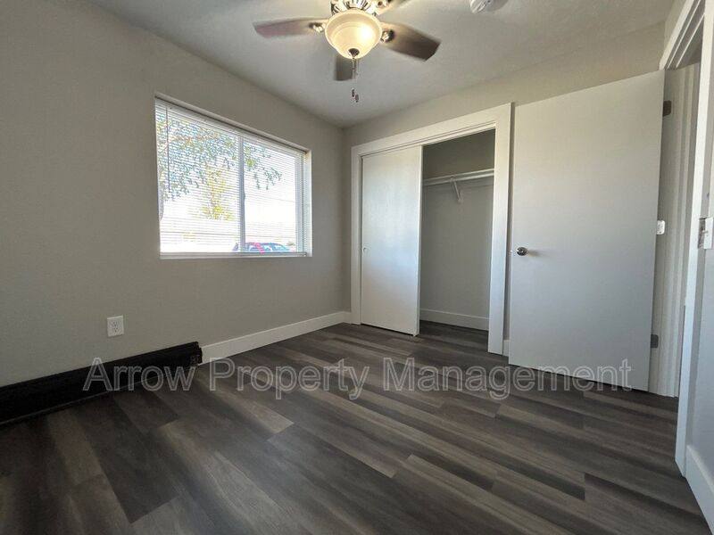 Apartment for rent at 940 27th St #2, Clarinda, IA 51632