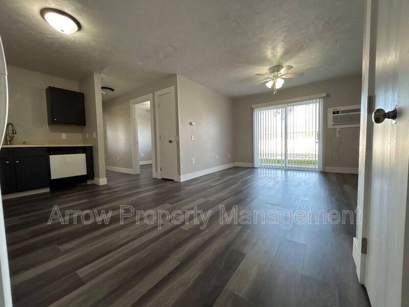 Apartment for rent at 940 27th St #2, Clarinda, IA 51632