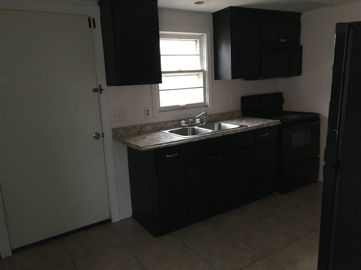 Apartment for rent at 5904 Kent Dr, Columbia, MO 65202