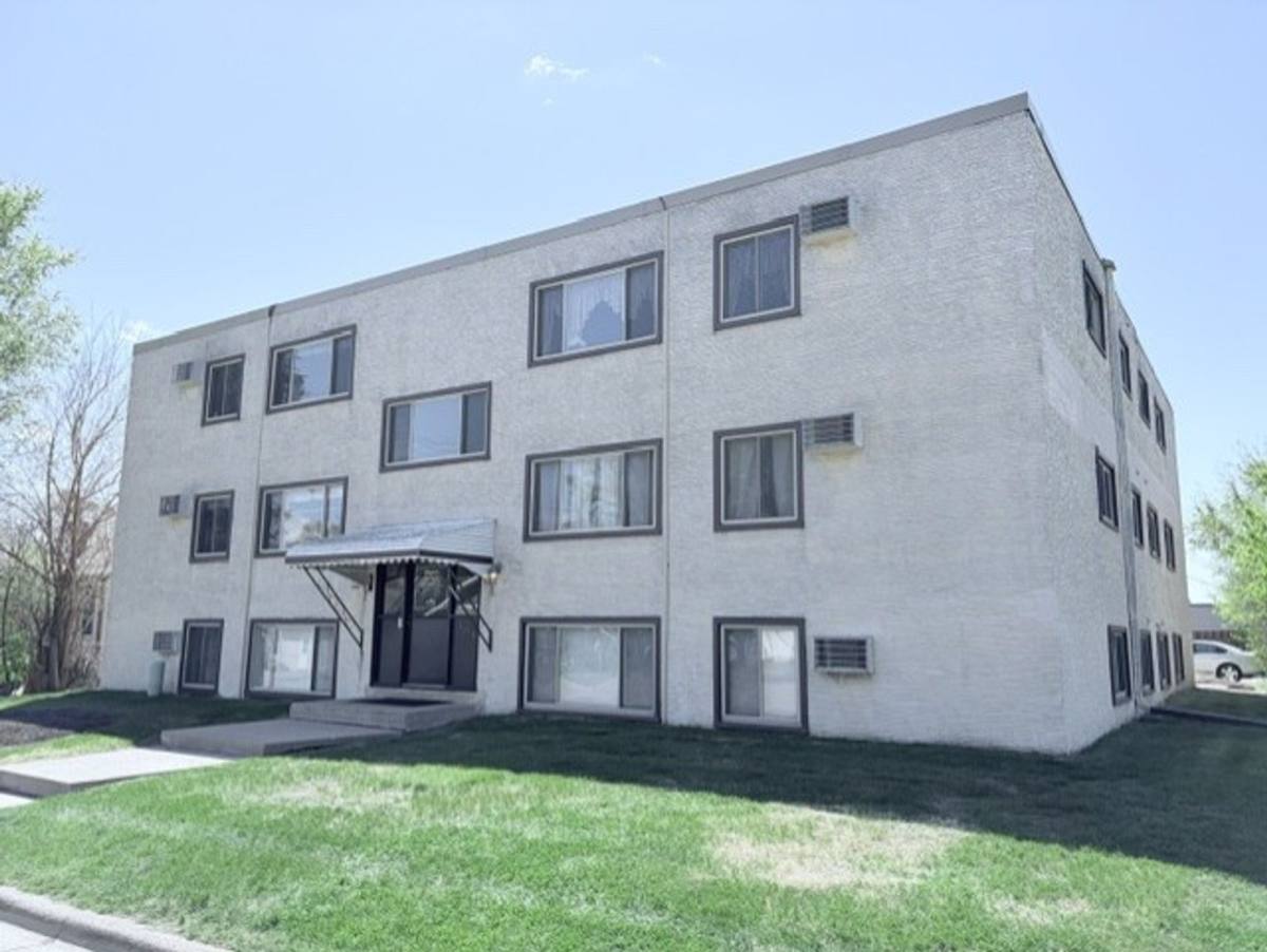 Apartment for rent at 308 Second St SE, Osseo, MN 55369