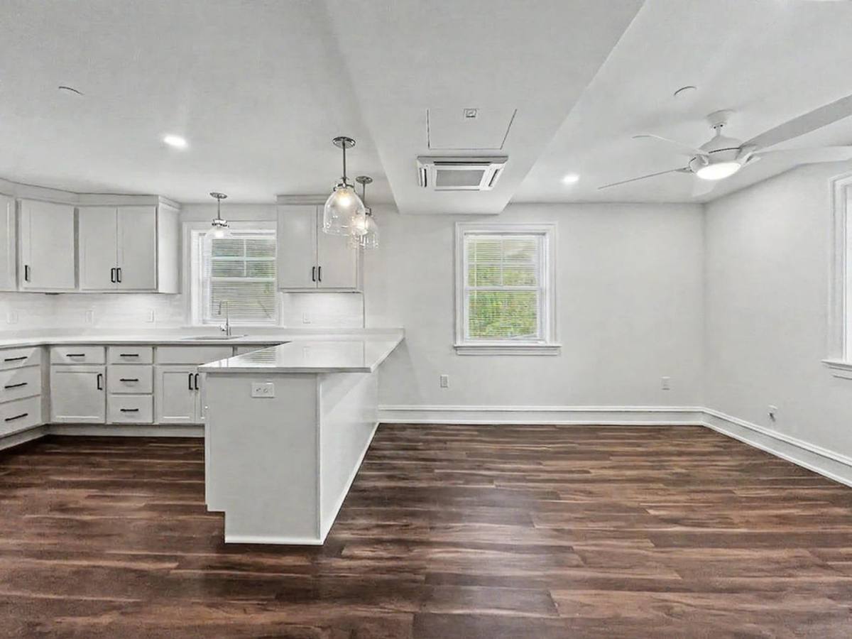 Apartment for rent at 1 Pennsylvania Ave, Wayne, PA 19087
