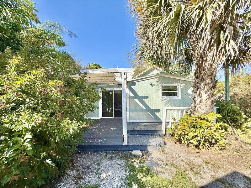House for rent at 713 Smith St, Clearwater, FL 33756