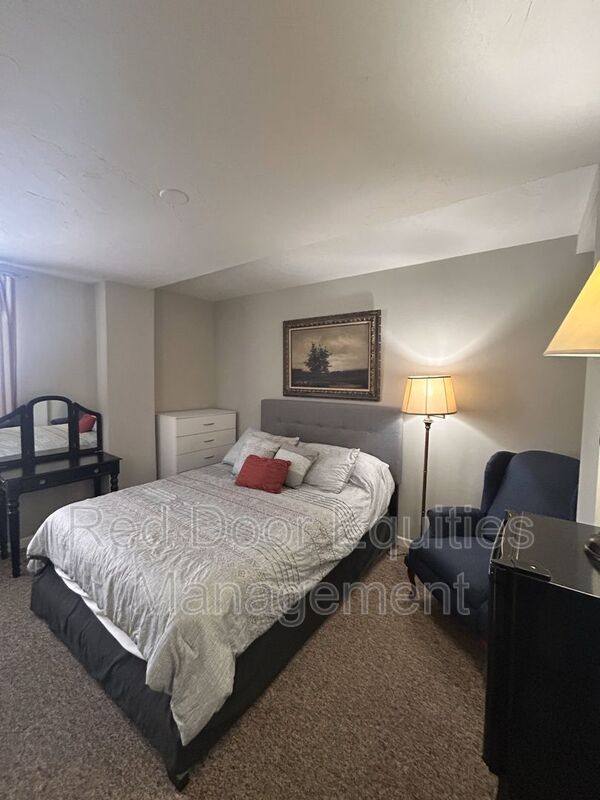House for rent at 123 N Broad St #405, Lancaster, OH 43130