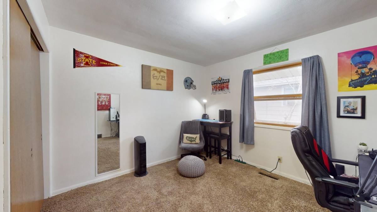 House for rent at 2109 Barr Dr, Ames, IA 50010