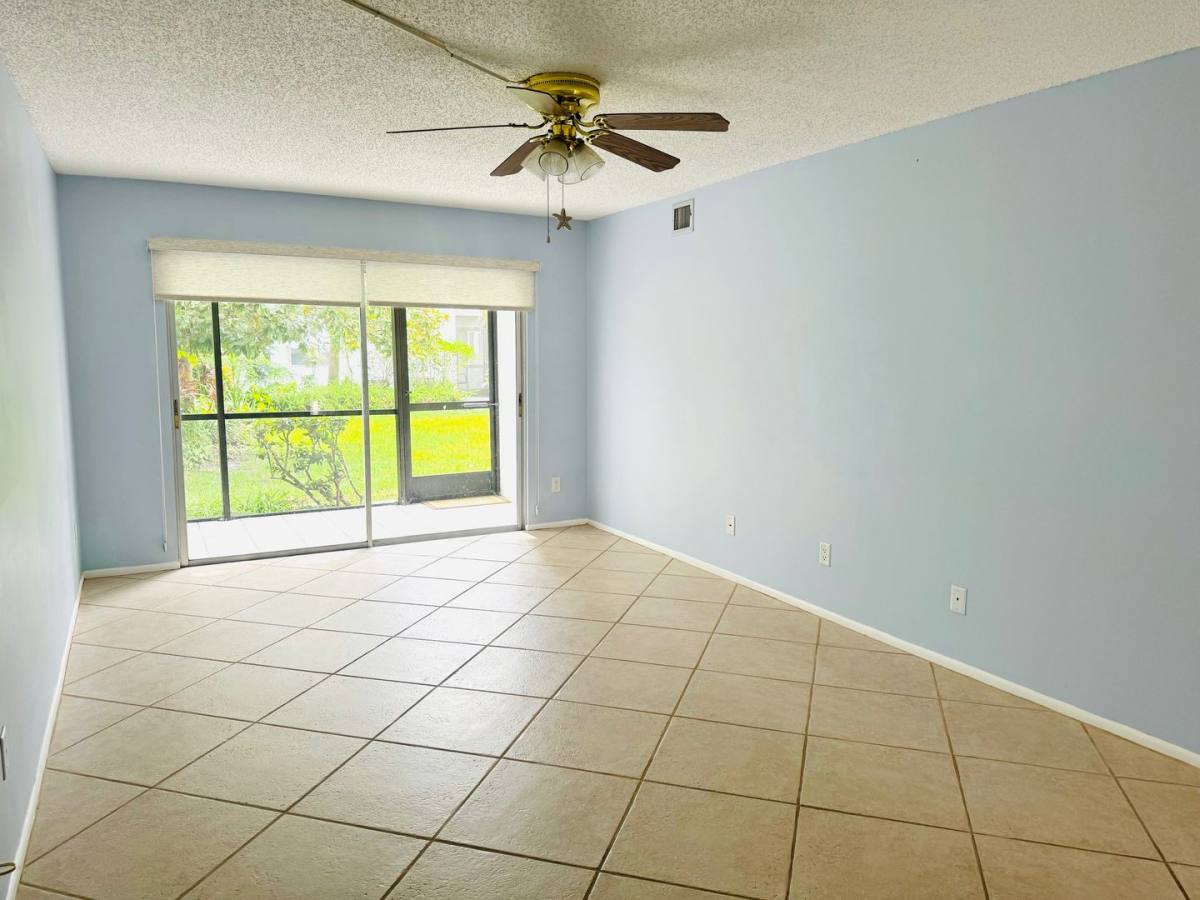 Apartment for rent at 5649 Midnight Pass Rd, Sarasota, FL 34242