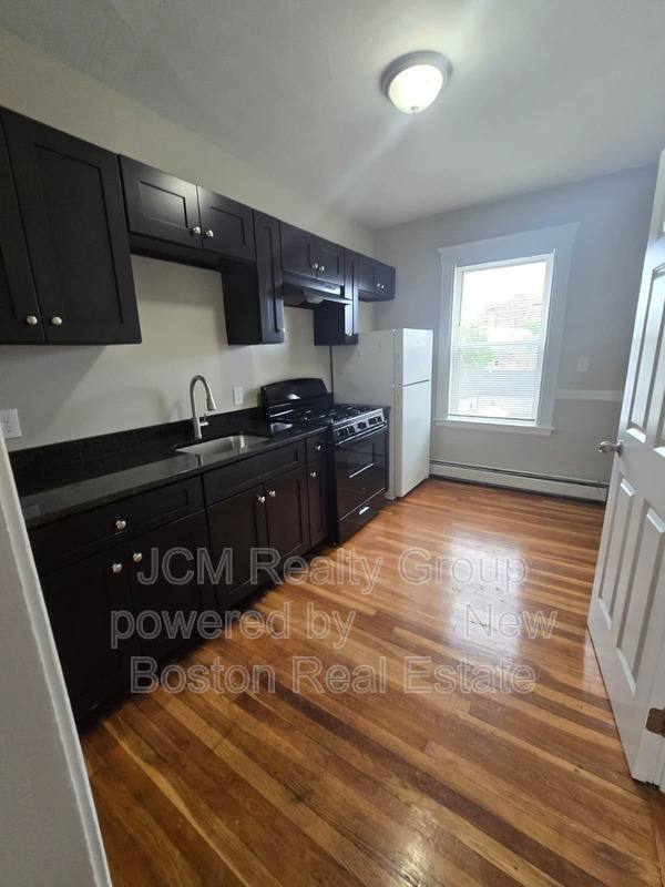 Apartment for rent at 23 Mall St #U-12 3rd Floor, Lynn, MA 01905