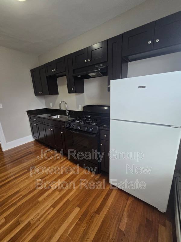 Apartment for rent at 23 Mall St #U-12 3rd Floor, Lynn, MA 01905