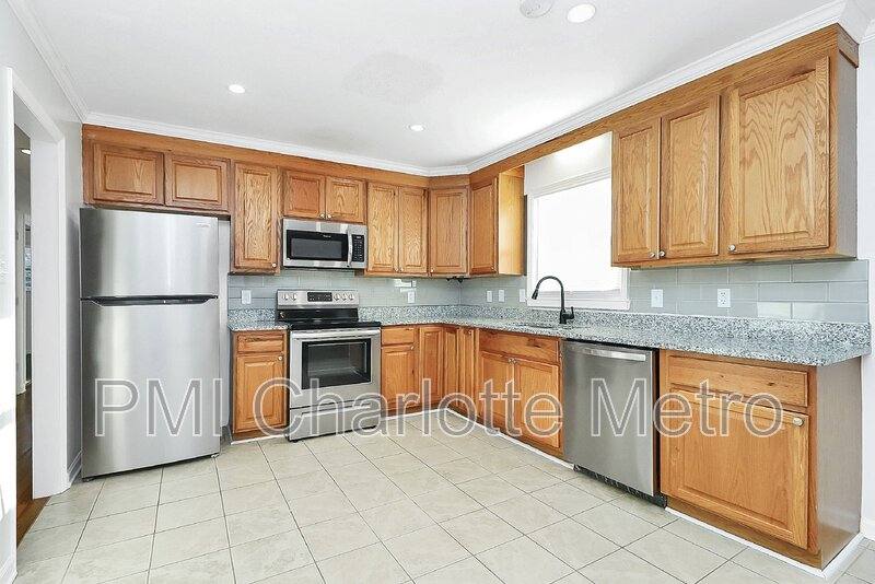 House for rent at 9916 Windrift Rd, Charlotte, NC 28215