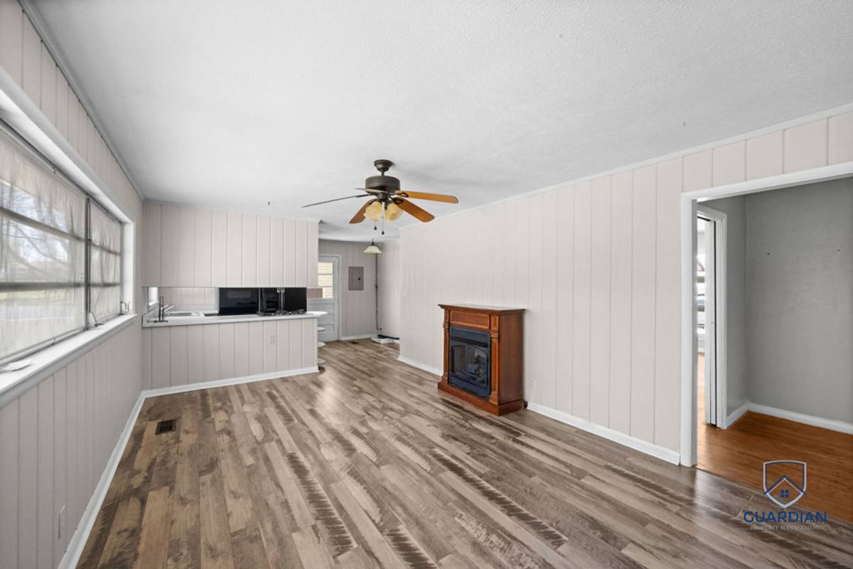 House for rent at 806 4th St SW, Attalla, AL 35954
