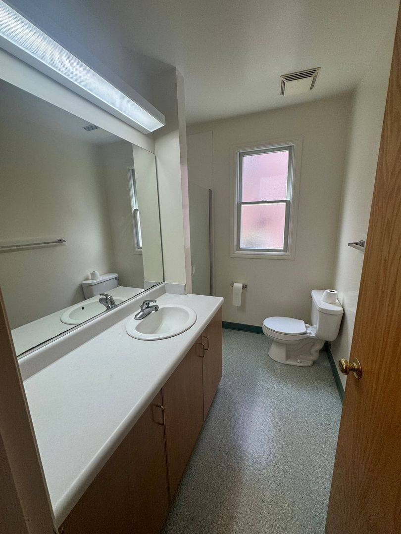 Apartment for rent at 2527 Piedmont Ave, Berkeley, CA 94704