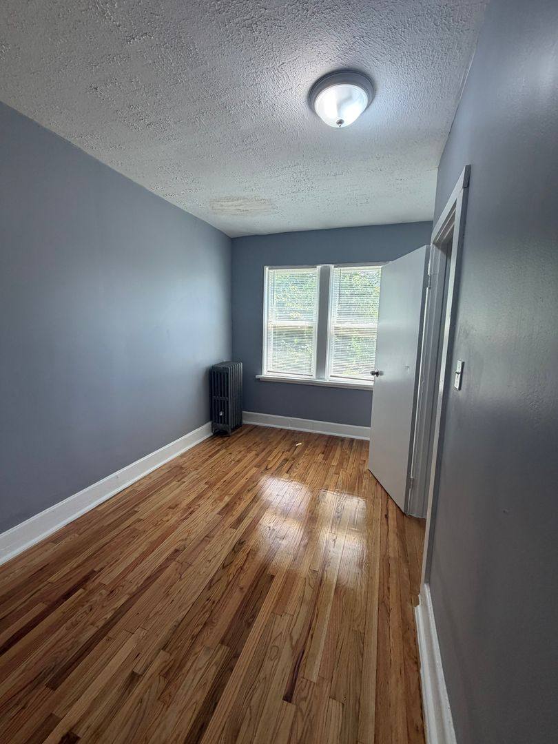 Apartment for rent at 7001 S Aberdeen St, Chicago, IL 60621