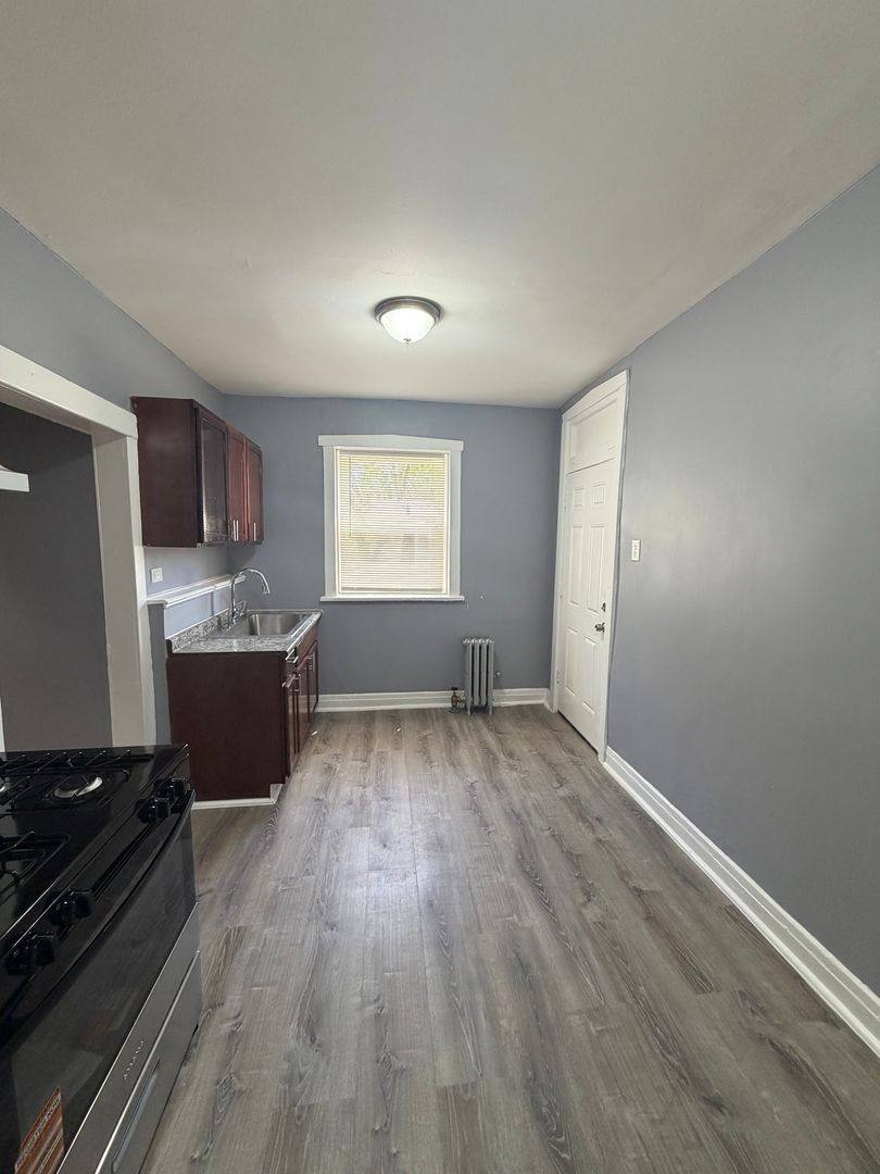 Apartment for rent at 7001 S Aberdeen St, Chicago, IL 60621
