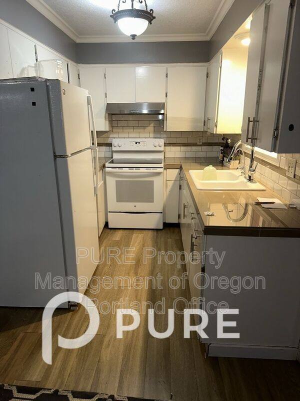Apartment for rent at 1049 SE Walnut St #12, Hillsboro, OR 97123