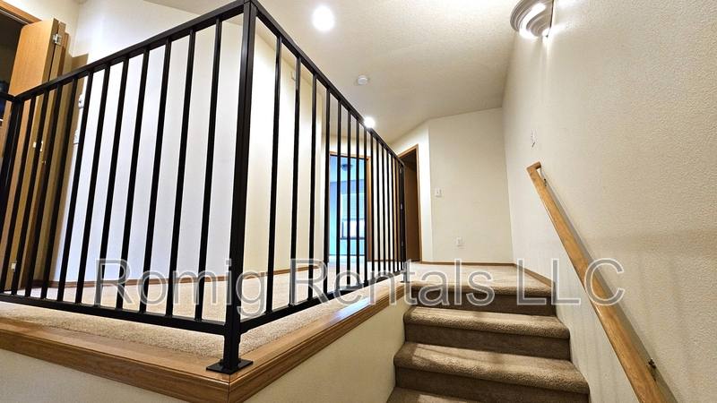 Townhouse for rent at 8111 NE 36th Court, Vancouver, WA 98665