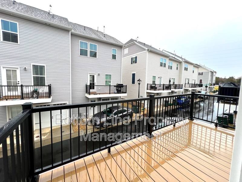 Townhouse for rent at 9416 Mallard Mills Dr, Charlotte, NC 28262