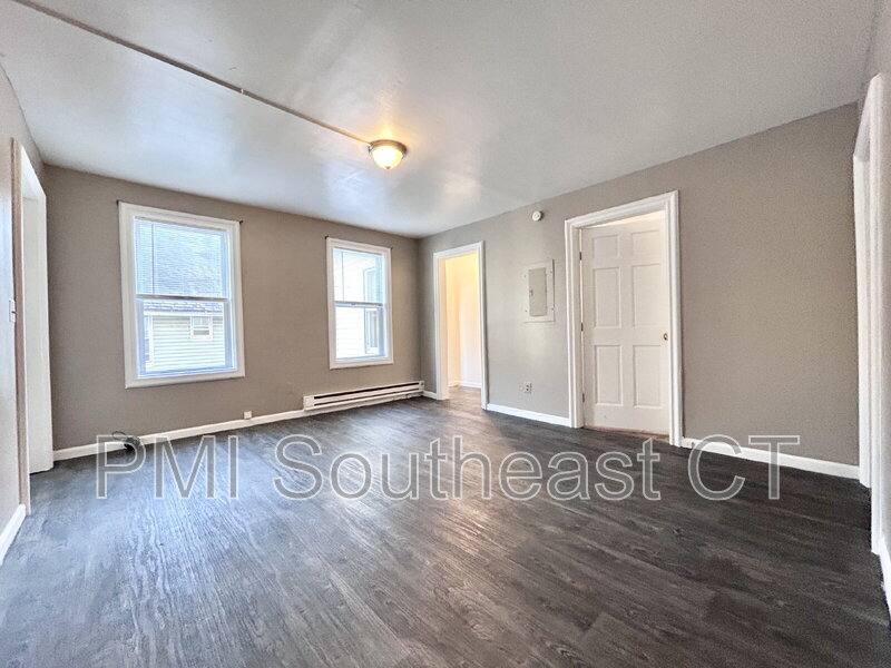 Apartment for rent at 187 Laurel Hill Ave #3, Norwich, CT 06360