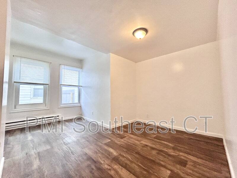 Apartment for rent at 187 Laurel Hill Ave #3, Norwich, CT 06360