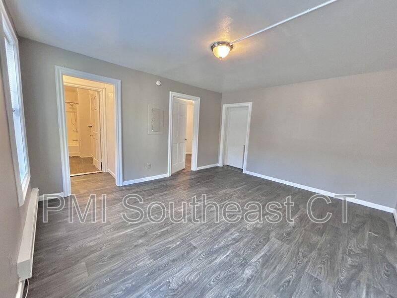 Apartment for rent at 187 Laurel Hill Ave #3, Norwich, CT 06360
