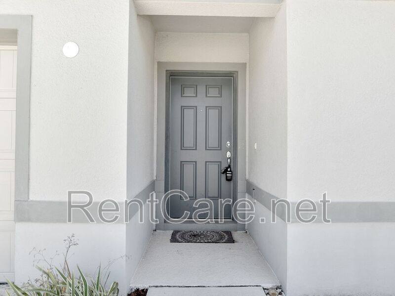 House for rent at 309 Citrus Isle Loop, Davenport, FL 33837