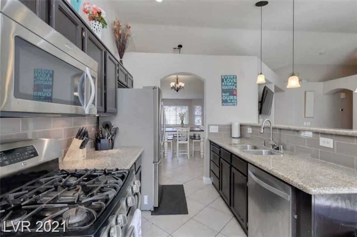 House for rent at 437 Waterwheel Falls Dr, Henderson, NV 89015