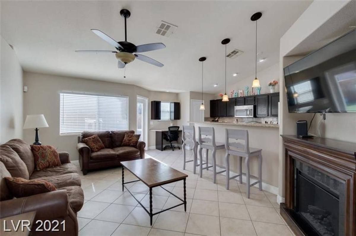 House for rent at 437 Waterwheel Falls Dr, Henderson, NV 89015