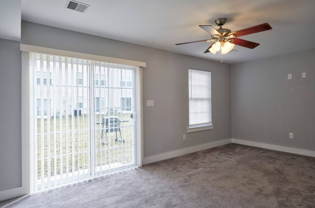 Townhouse for rent at 2102 E Oak Rd, Vineland, NJ 08361