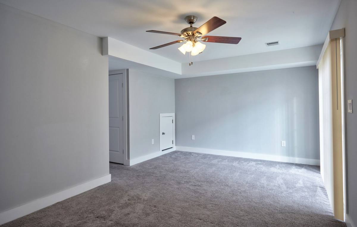 Townhouse for rent at 2102 E Oak Rd, Vineland, NJ 08361