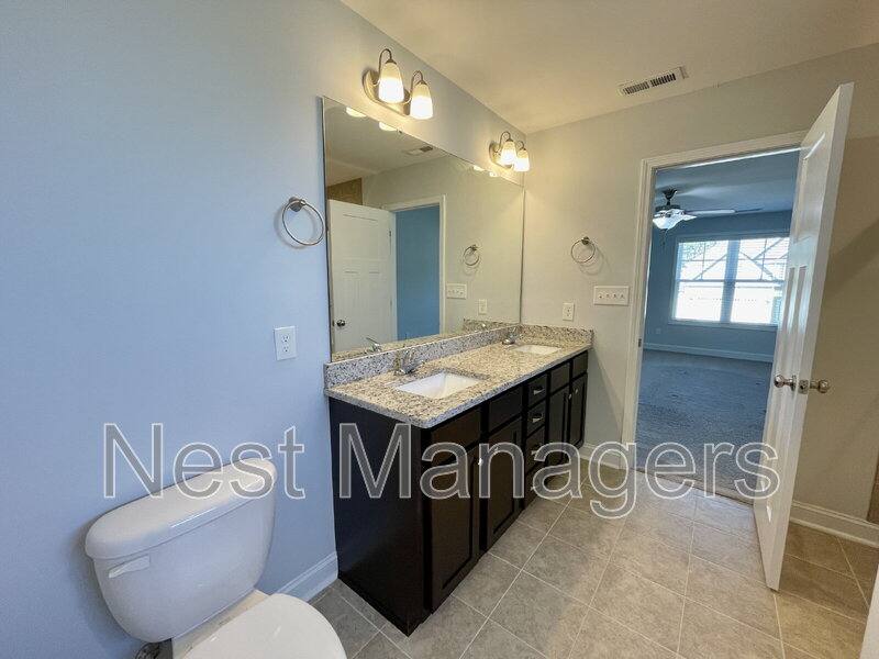 House for rent at 5137 Thruway Rd, Hope Mills, NC 28348