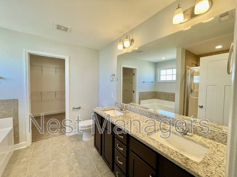 House for rent at 5137 Thruway Rd, Hope Mills, NC 28348