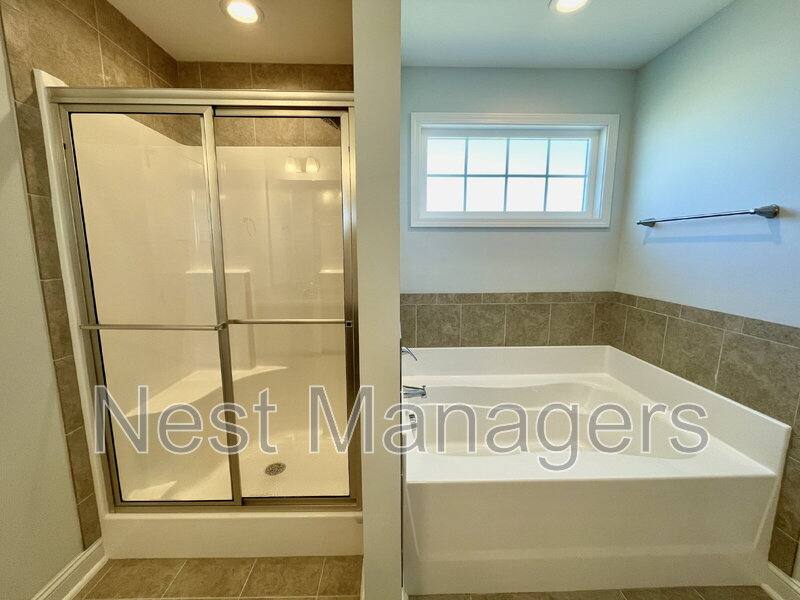 House for rent at 5137 Thruway Rd, Hope Mills, NC 28348