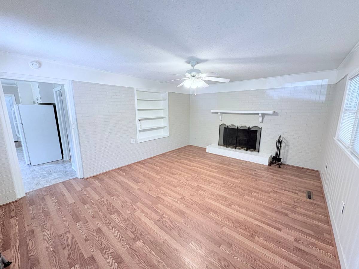 House for rent at 207 Holly Ave, Clemson, SC 29631