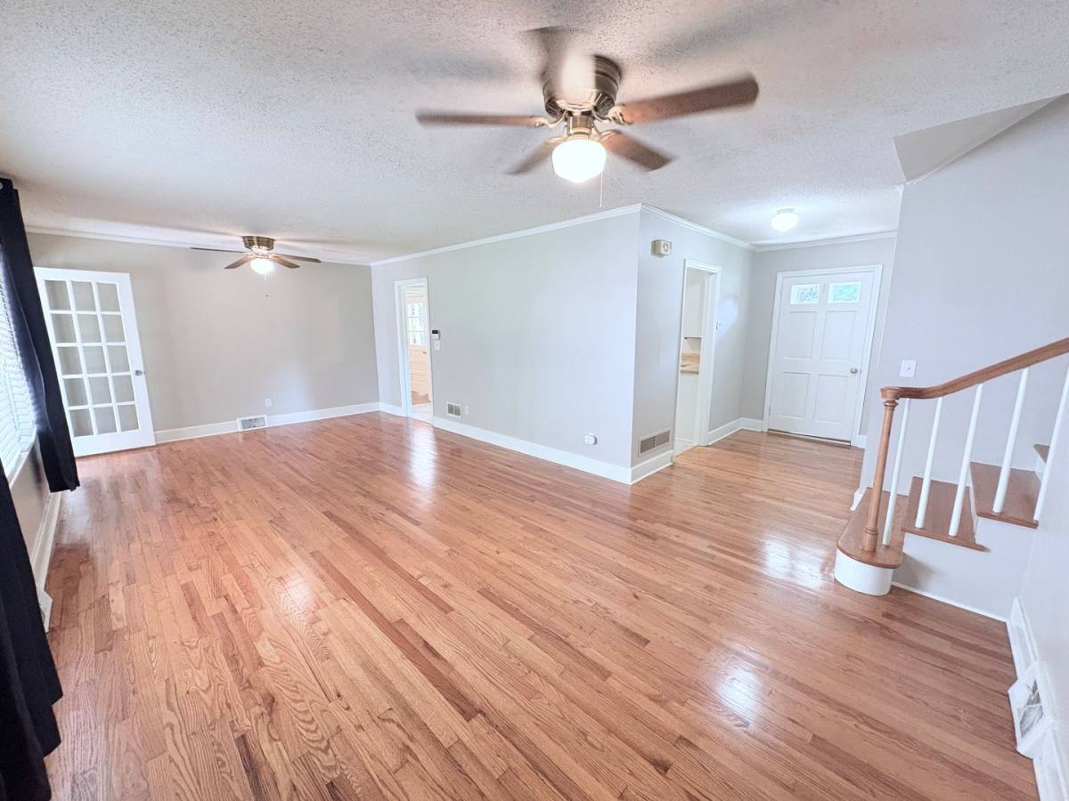 House for rent at 207 Holly Ave, Clemson, SC 29631