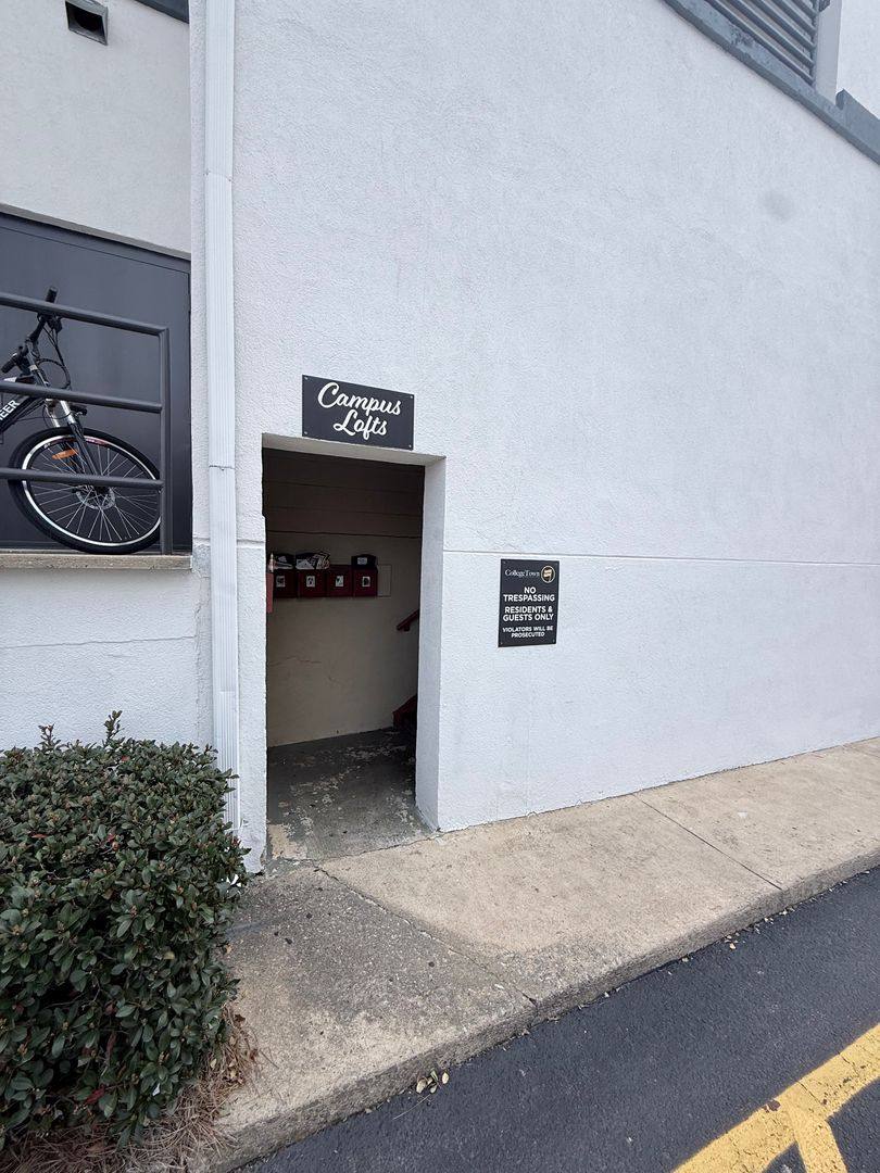 House for rent at 723 Baxter St #1, Athens, GA 30605