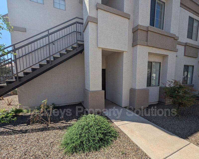 Condo for rent at 1941 S Pierpont Dr #1090, Mesa, AZ 85206