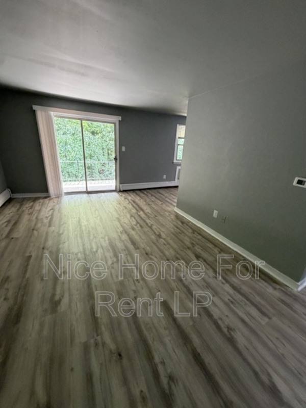 Apartment for rent at 20 Fort Sumpter Rd #E4, Pennsville, NJ 08070