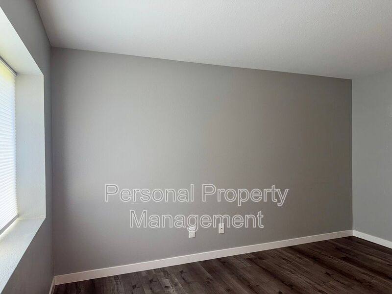 Townhouse for rent at 14008 NE 10th St, Vancouver, WA 98684