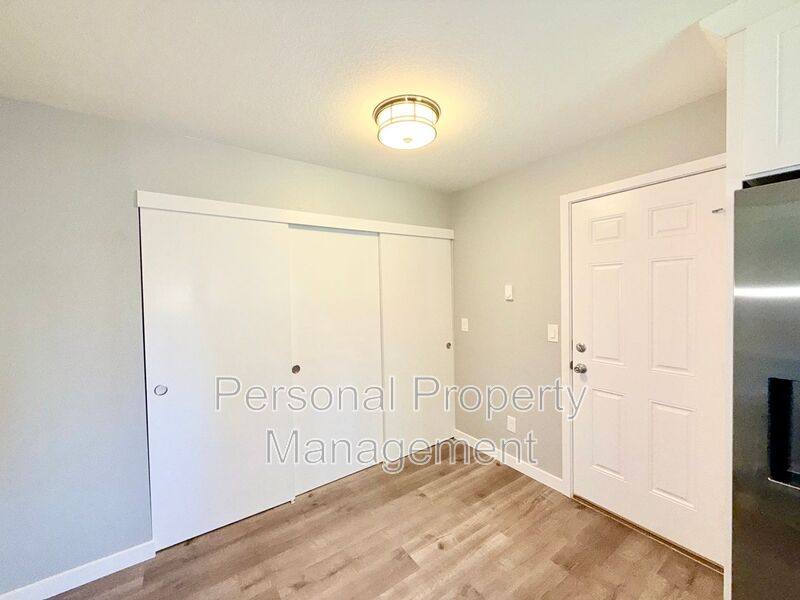 Townhouse for rent at 14008 NE 10th St, Vancouver, WA 98684