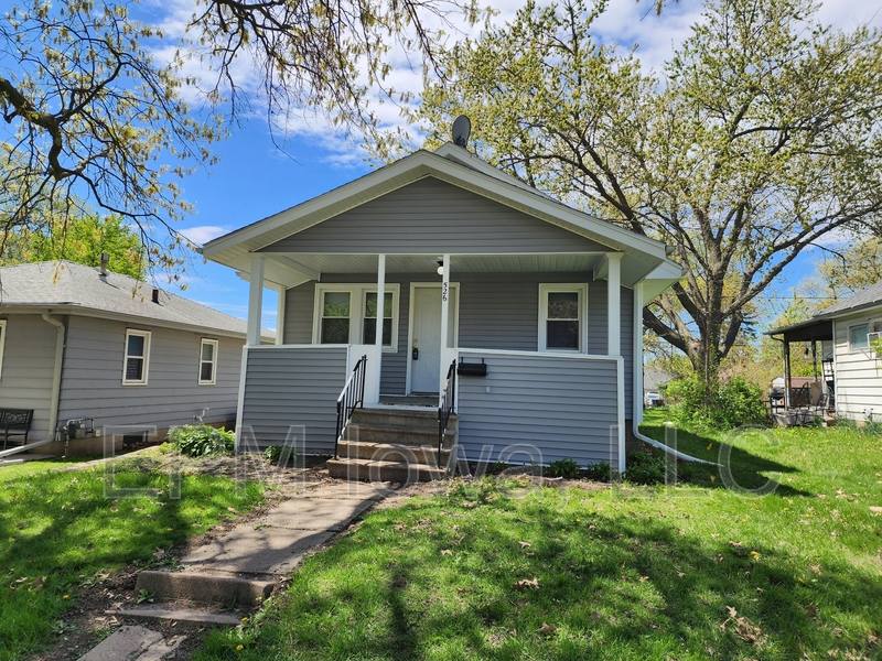 House for rent at 526 Kirkwood Ave, Waterloo, IA 50701