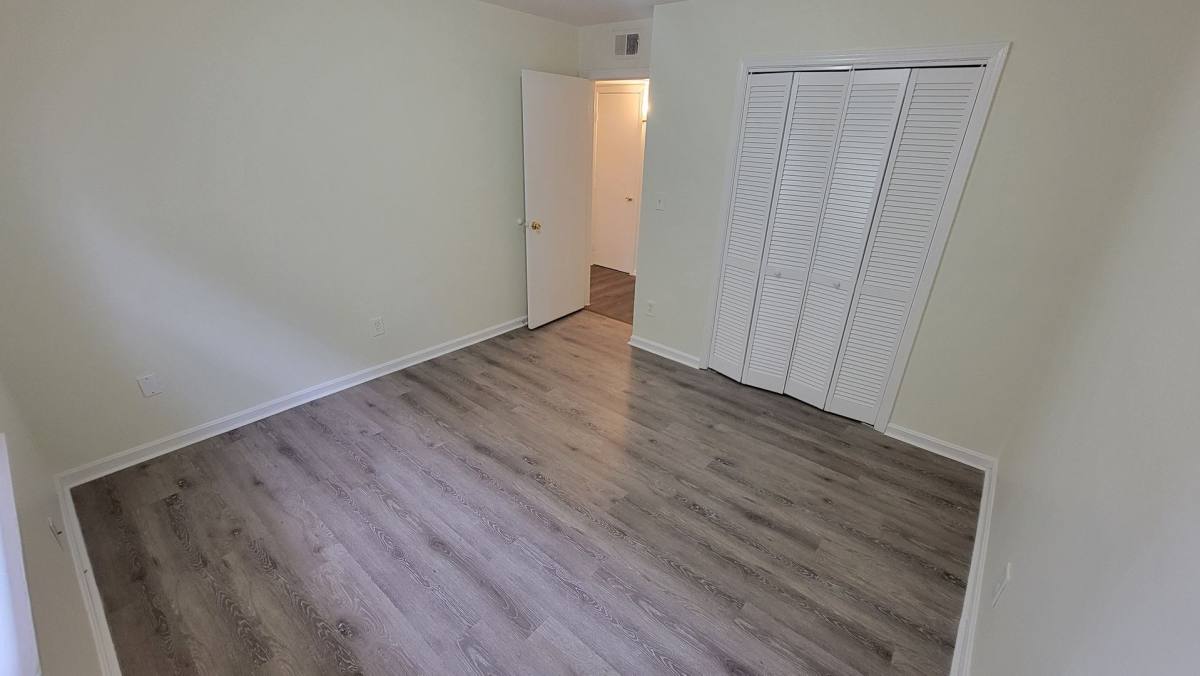 Apartment for rent at 6508 Hackel Dr, Louisville, KY 40258