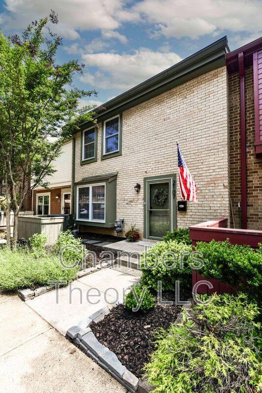 Townhouse for rent at 2107 Golf Course Dr, Reston, VA 20191