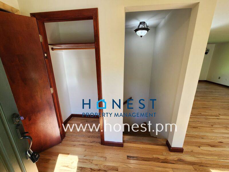 House for rent at 15 Thompson St, Augusta, ME 04330