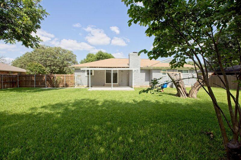 House for rent at 304 S Grove Rd, Richardson, TX 75081