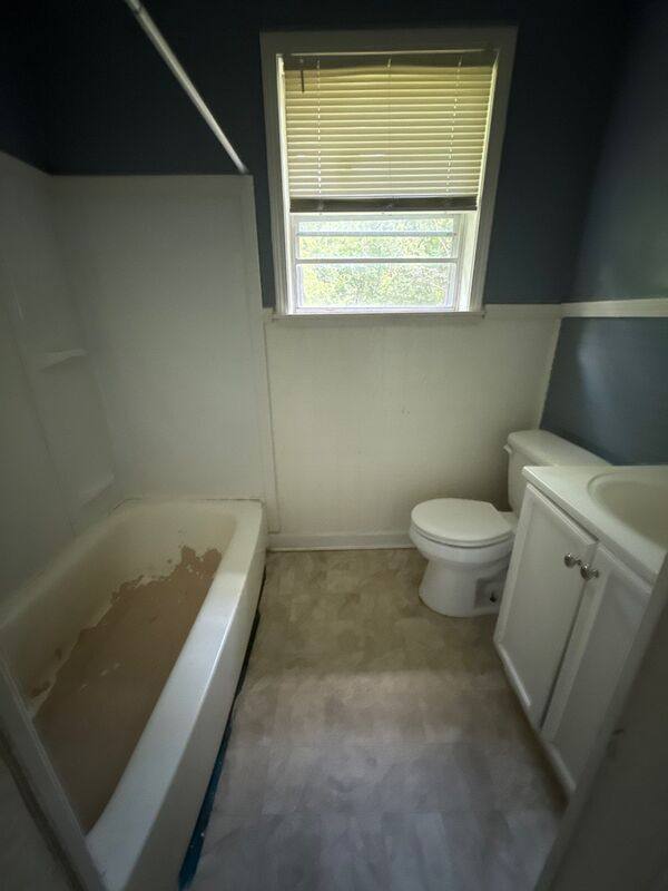 House for rent at 1054 Deryll St, Jackson, MS 39212