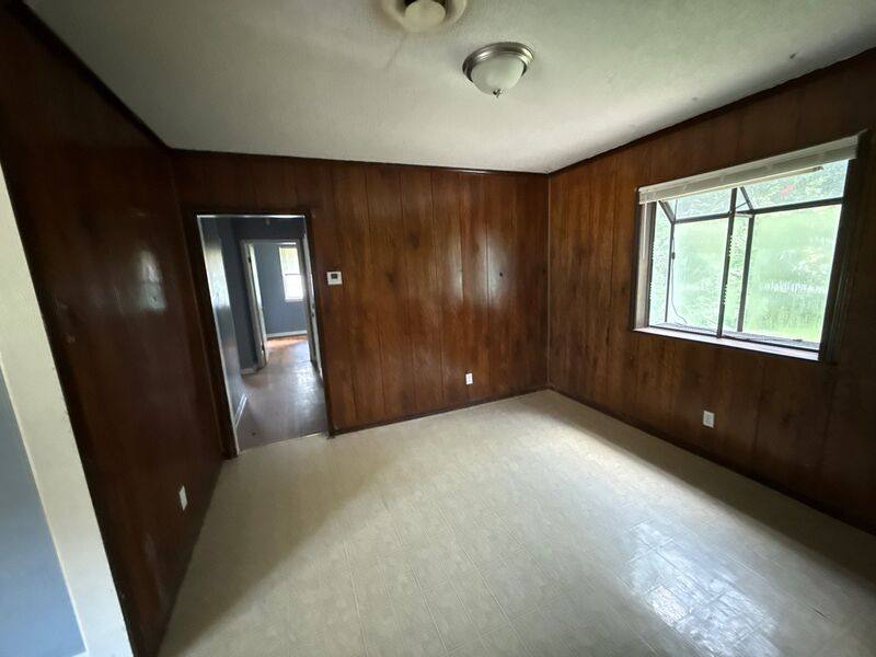 House for rent at 1054 Deryll St, Jackson, MS 39212