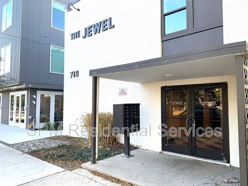 Apartment for rent at 718 S 5th Ave #10, Wilmington, NC 28401