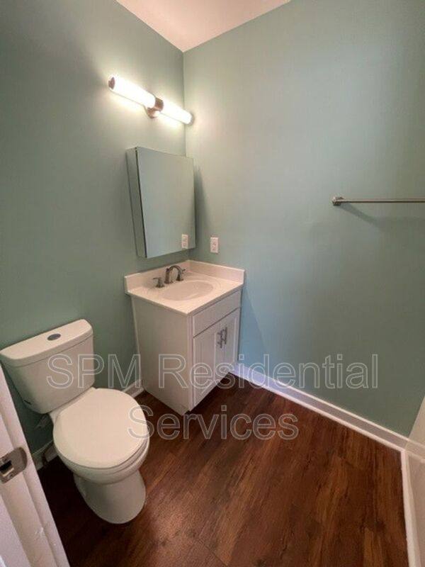Apartment for rent at 718 S 5th Ave #10, Wilmington, NC 28401