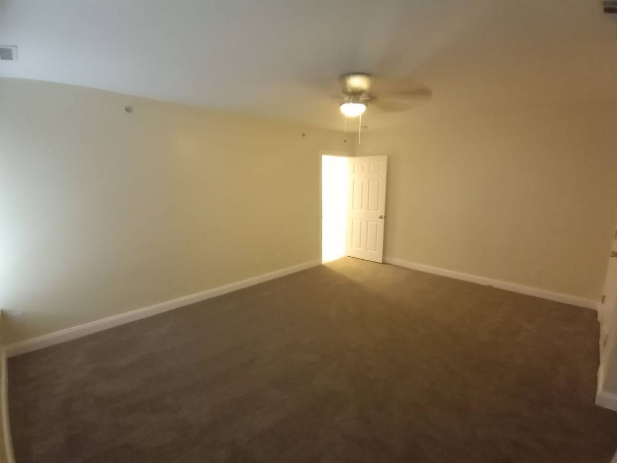 Apartment for rent at 819 W 38th St, Norfolk, VA 23508